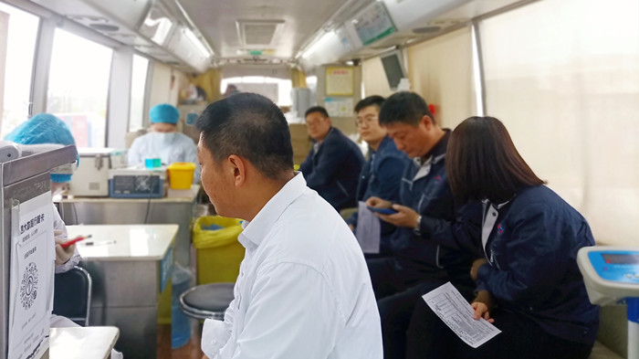 沈陽航空產(chǎn)業(yè)集團組織員工開展“獻熱血、踐初心”無償獻血活動